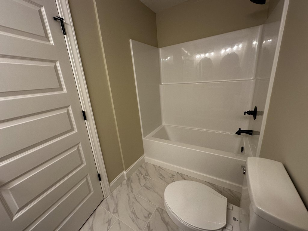 Morristown, Tennessee, 37814, United States, 4 Bedrooms Bedrooms, ,2.5 BathroomsBathrooms,Residential,Forsale,1884053