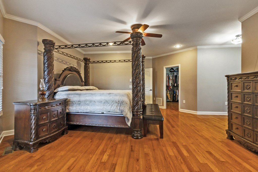 Grimsley, Tennessee, 38565, United States, 4 Bedrooms Bedrooms, ,5 BathroomsBathrooms,Residential,Forsale,1929837
