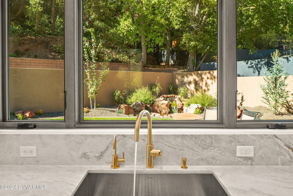 Sedona, Arizona, 86336, United States, 5 Bedrooms Bedrooms, ,5 BathroomsBathrooms,Residential,Forsale,1883884