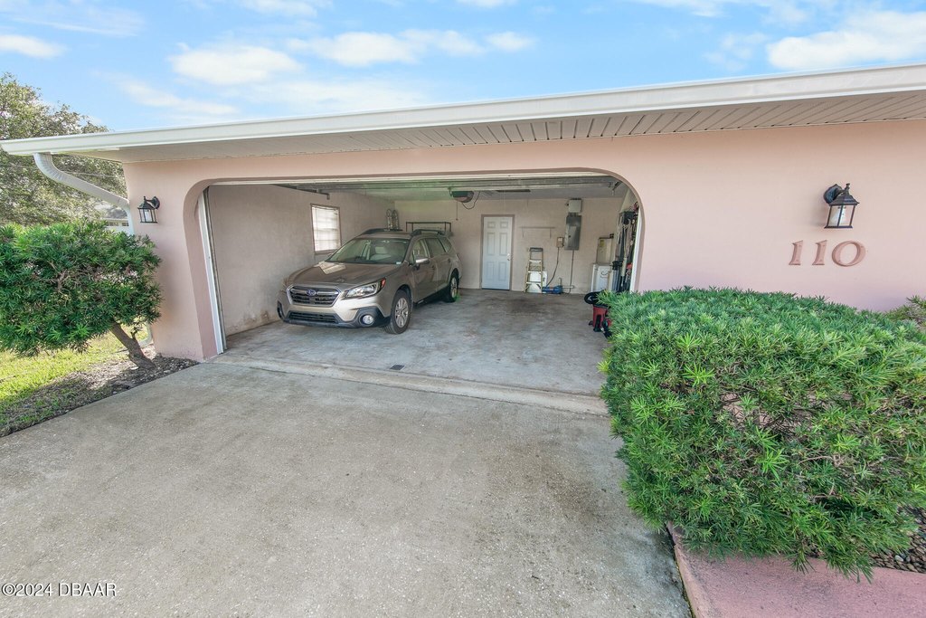 Ponce Inlet, Florida, 32127, United States, 3 Bedrooms Bedrooms, ,2 BathroomsBathrooms,Residential,Forsale,1918887