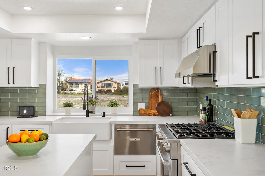 Oxnard, California, 93035, United States, 3 Bedrooms Bedrooms, ,2.5 BathroomsBathrooms,Residential,Forsale,1941486