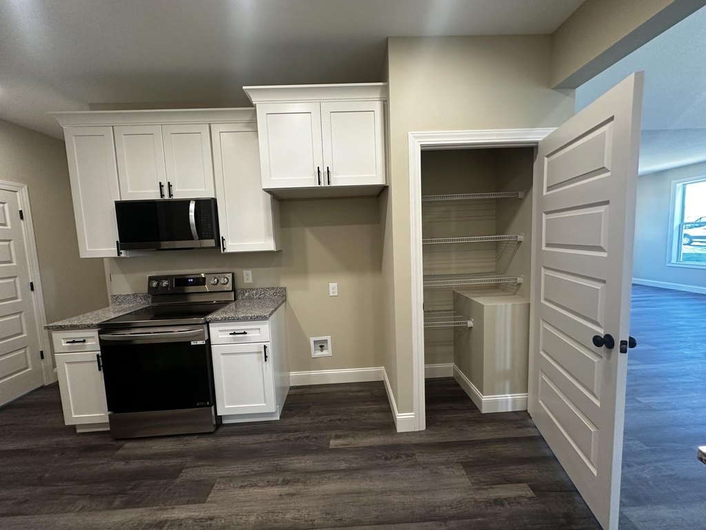 Morristown, Tennessee, 37814, United States, 4 Bedrooms Bedrooms, ,2.5 BathroomsBathrooms,Residential,Forsale,1884053