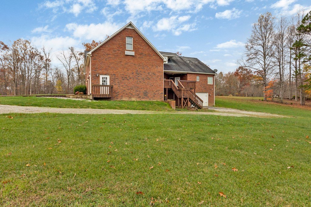 Grimsley, Tennessee, 38565, United States, 4 Bedrooms Bedrooms, ,5 BathroomsBathrooms,Residential,Forsale,1929837