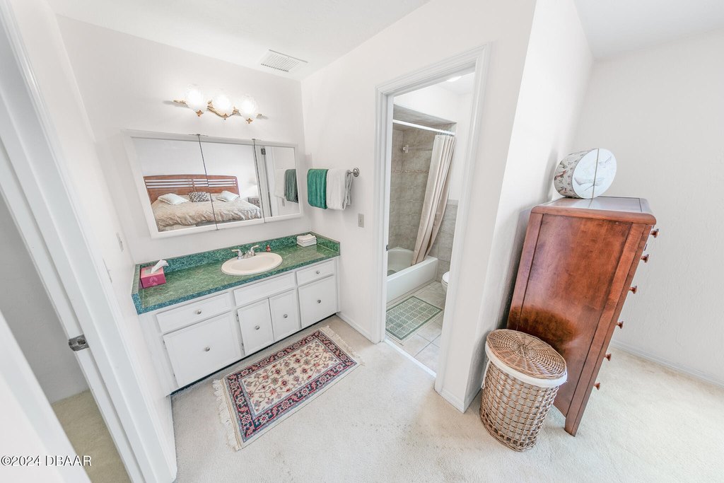Ponce Inlet, Florida, 32127, United States, 3 Bedrooms Bedrooms, ,2 BathroomsBathrooms,Residential,Forsale,1918887