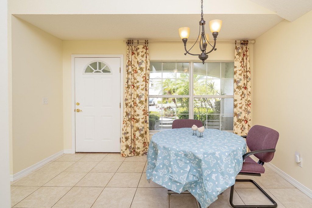 St Augustine, Florida, 32080, United States, 4 Bedrooms Bedrooms, ,2 BathroomsBathrooms,Residential,Forsale,1914473