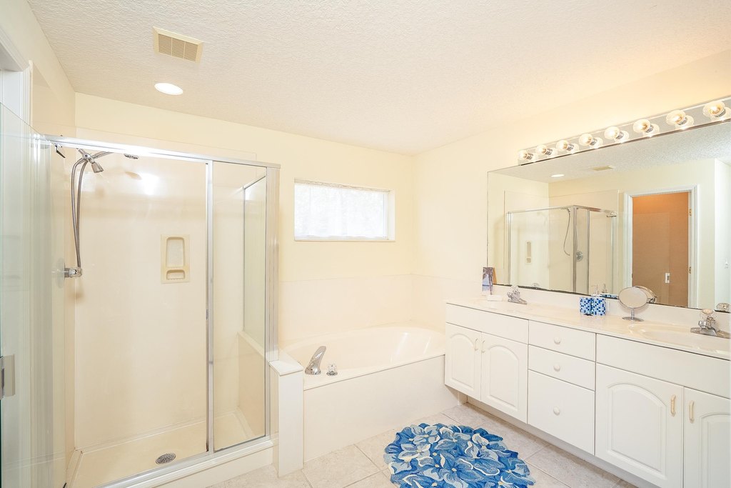 St Augustine, Florida, 32080, United States, 4 Bedrooms Bedrooms, ,2 BathroomsBathrooms,Residential,Forsale,1914473