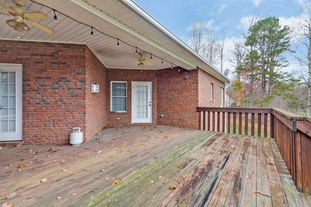Grimsley, Tennessee, 38565, United States, 4 Bedrooms Bedrooms, ,5 BathroomsBathrooms,Residential,Forsale,1929837