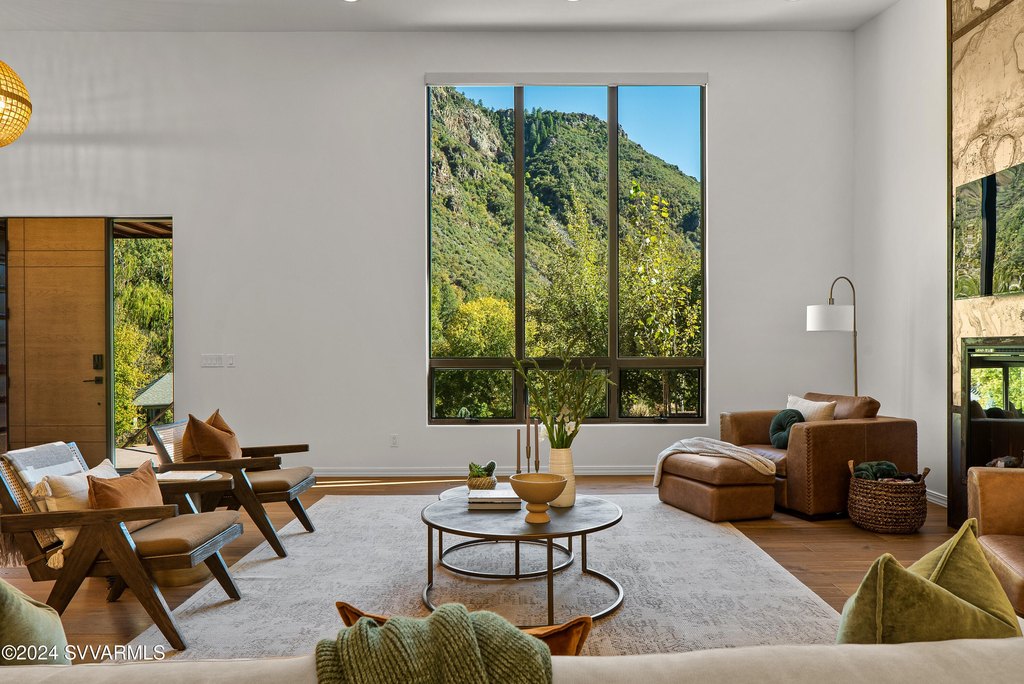 Sedona, Arizona, 86336, United States, 5 Bedrooms Bedrooms, ,5 BathroomsBathrooms,Residential,Forsale,1883884