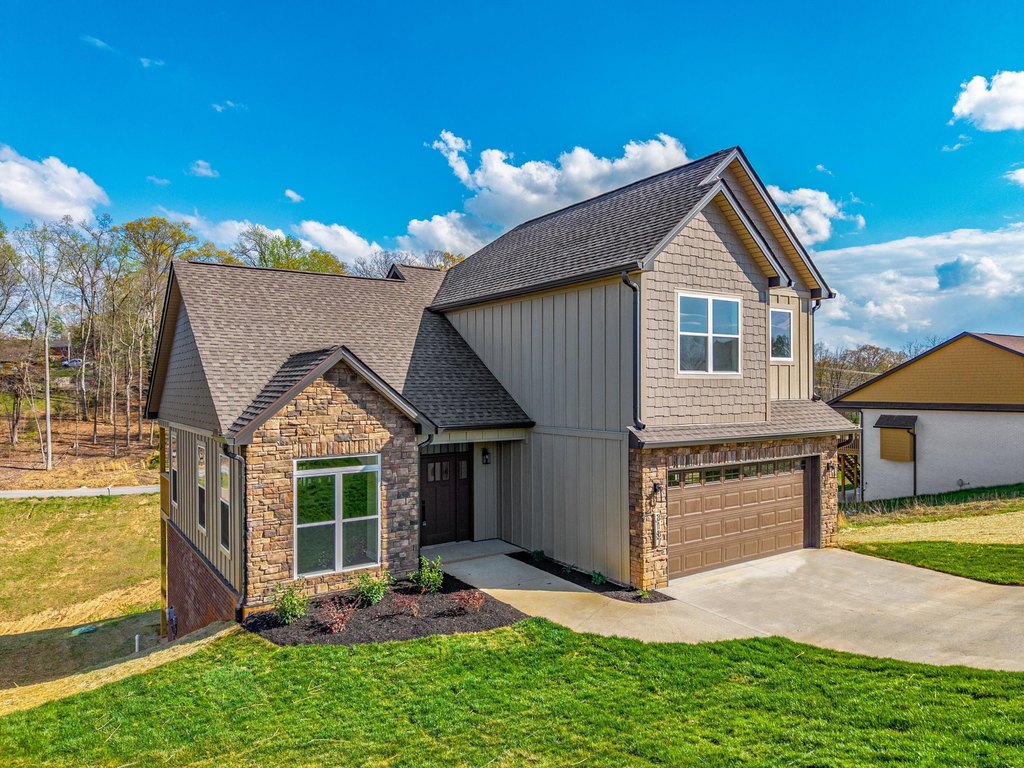 Morristown, Tennessee, 37814, United States, 4 Bedrooms Bedrooms, ,2.5 BathroomsBathrooms,Residential,Forsale,1884053