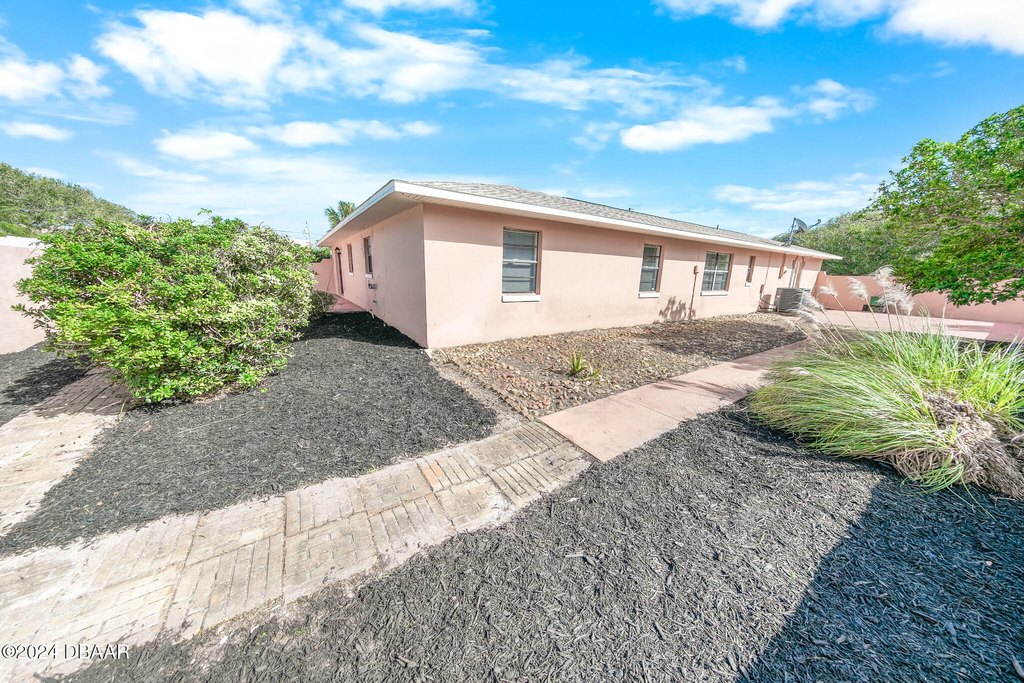 Ponce Inlet, Florida, 32127, United States, 3 Bedrooms Bedrooms, ,2 BathroomsBathrooms,Residential,Forsale,1918887