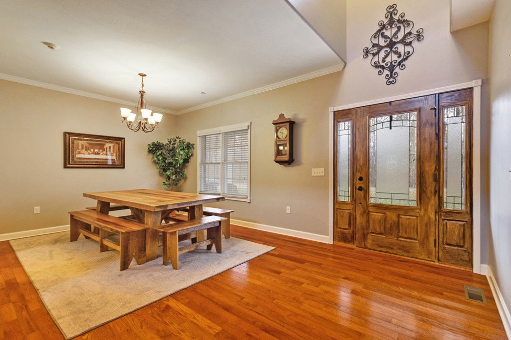 Grimsley, Tennessee, 38565, United States, 4 Bedrooms Bedrooms, ,5 BathroomsBathrooms,Residential,Forsale,1929837