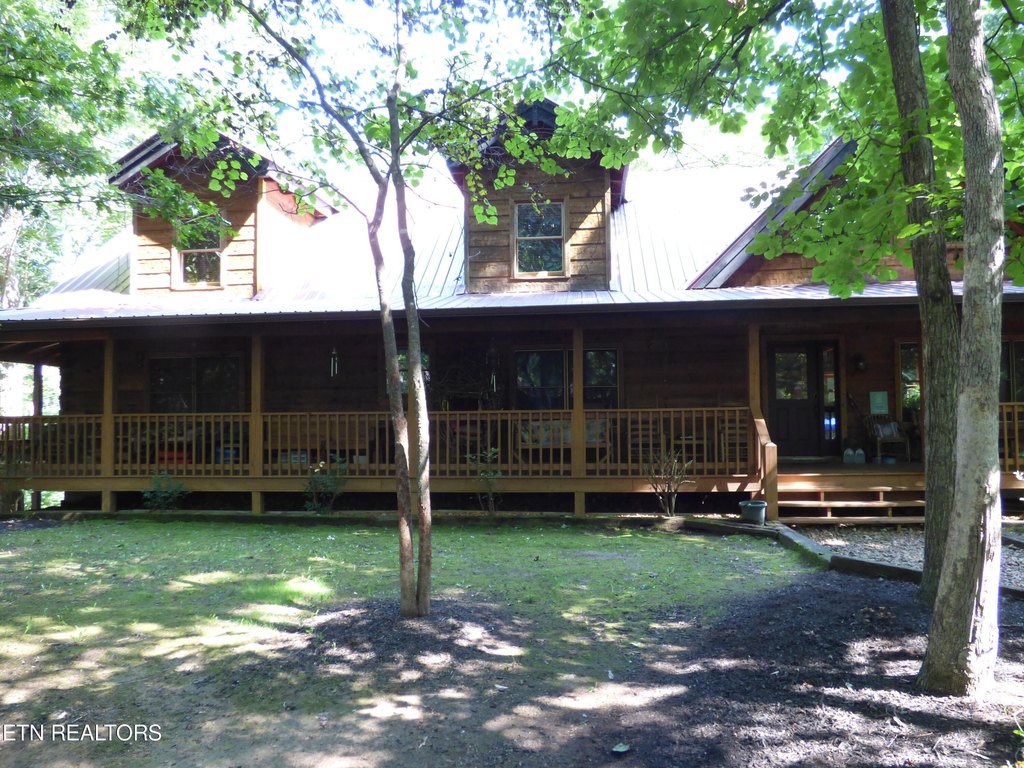 Crossville, Tennessee, 38571, United States, 4 Bedrooms Bedrooms, ,5.5 BathroomsBathrooms,Residential,Forsale,1907867