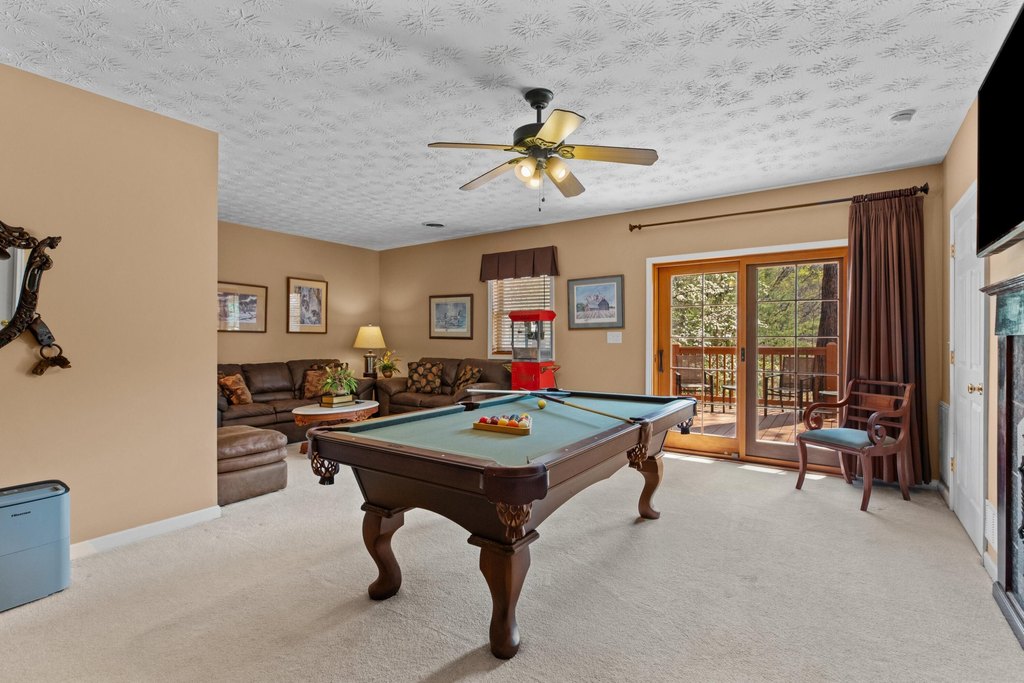 Dandridge, Tennessee, 37725, United States, 3 Bedrooms Bedrooms, ,3.5 BathroomsBathrooms,Residential,Forsale,1918878