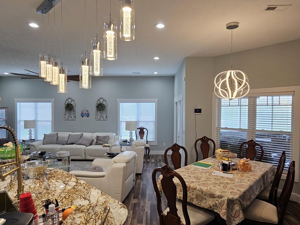 White Pine, Tennessee, 37890, United States, 3 Bedrooms Bedrooms, ,2.5 BathroomsBathrooms,Residential,Forsale,2001102