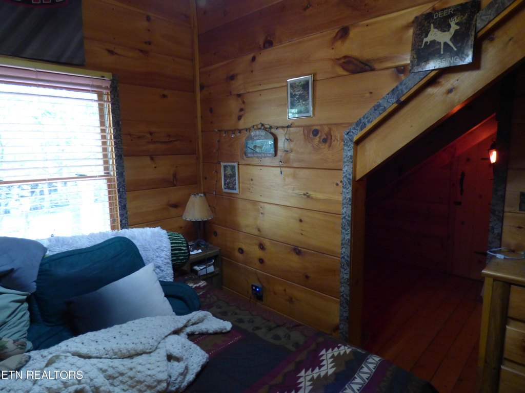 Crossville, Tennessee, 38571, United States, 4 Bedrooms Bedrooms, ,5.5 BathroomsBathrooms,Residential,Forsale,1907867