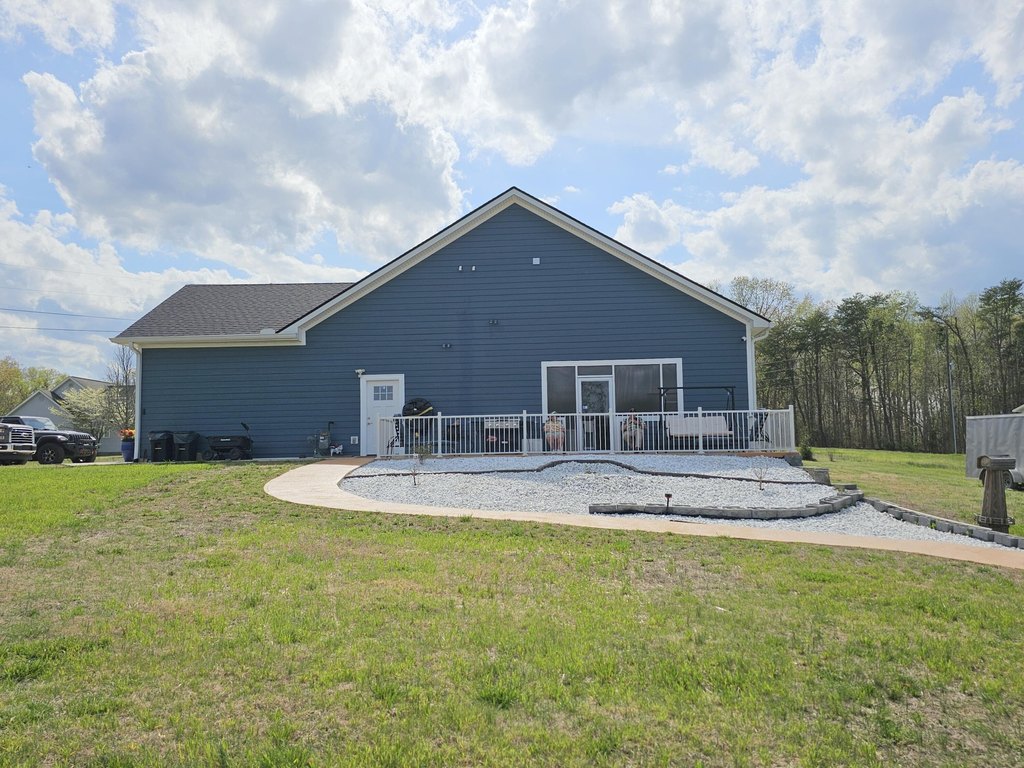 White Pine, Tennessee, 37890, United States, 3 Bedrooms Bedrooms, ,2.5 BathroomsBathrooms,Residential,Forsale,2001102