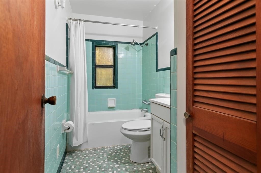 St Augustine, Florida, 32092, United States, 3 Bedrooms Bedrooms, ,2 BathroomsBathrooms,Residential,Forsale,2004054