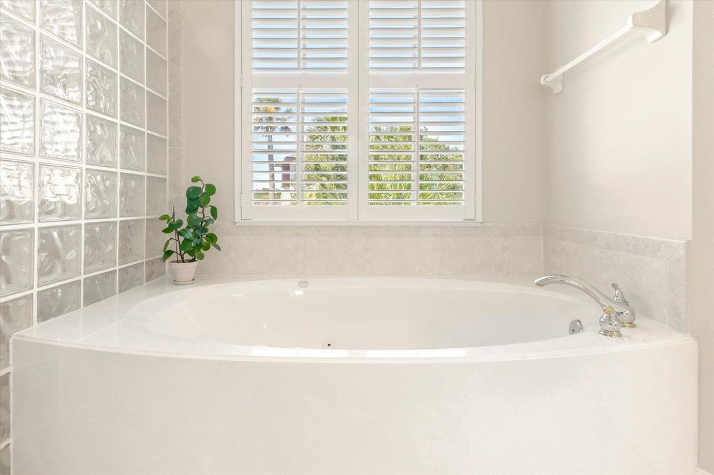 St Augustine, Florida, 32080, United States, 5 Bedrooms Bedrooms, ,4 BathroomsBathrooms,Residential,Forsale,1941449