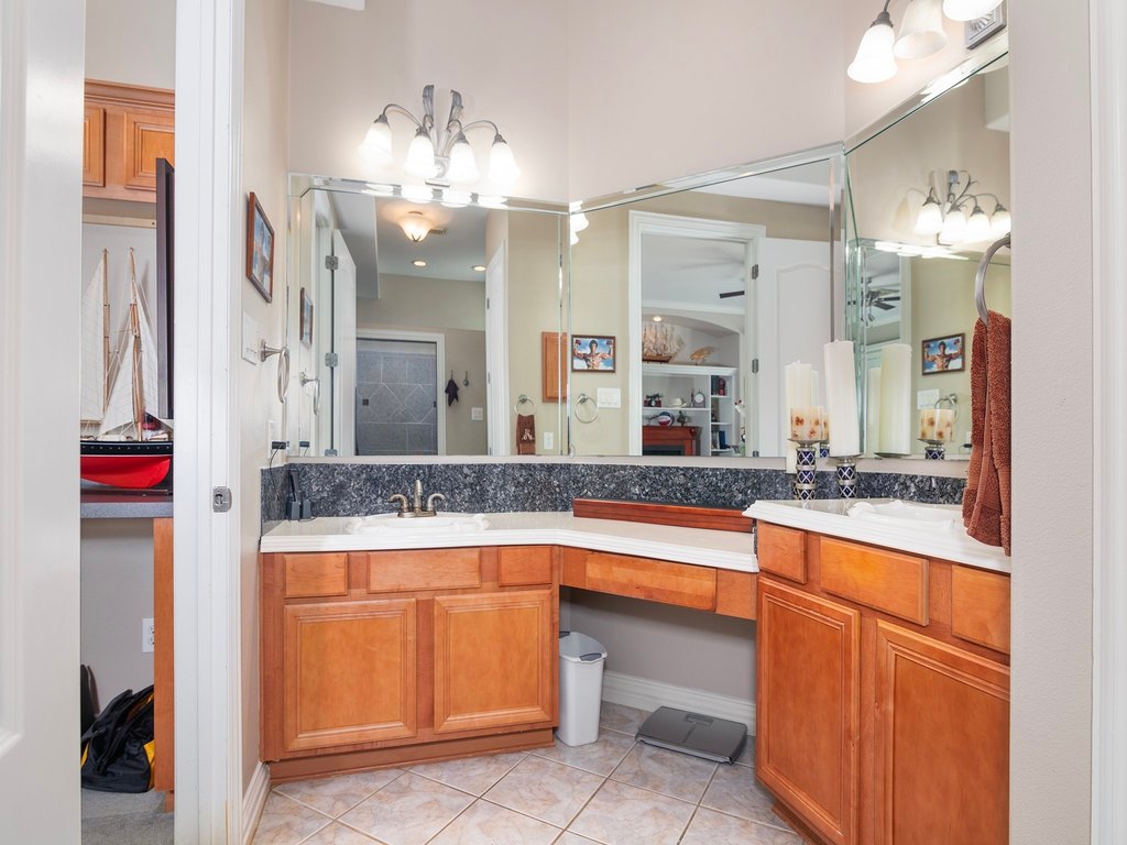 La Marque, Texas, 77568, United States, 4 Bedrooms Bedrooms, ,4.5 BathroomsBathrooms,Residential,Forsale,1889101