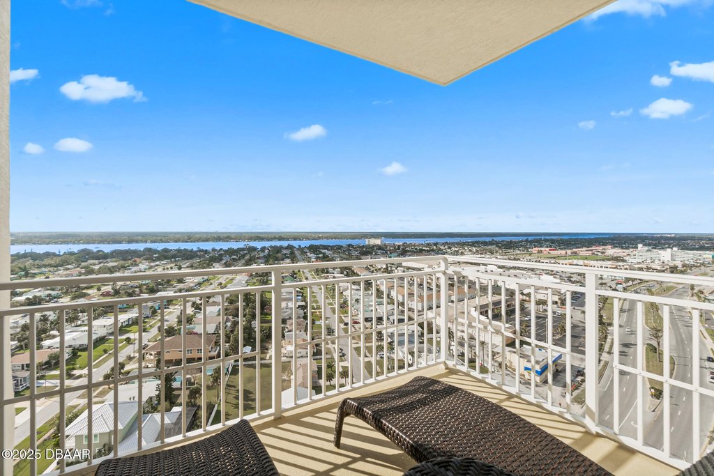 Daytona Beach, Florida, 32118, United States, 3 Bedrooms Bedrooms, ,3 BathroomsBathrooms,Residential,Forsale,1919154