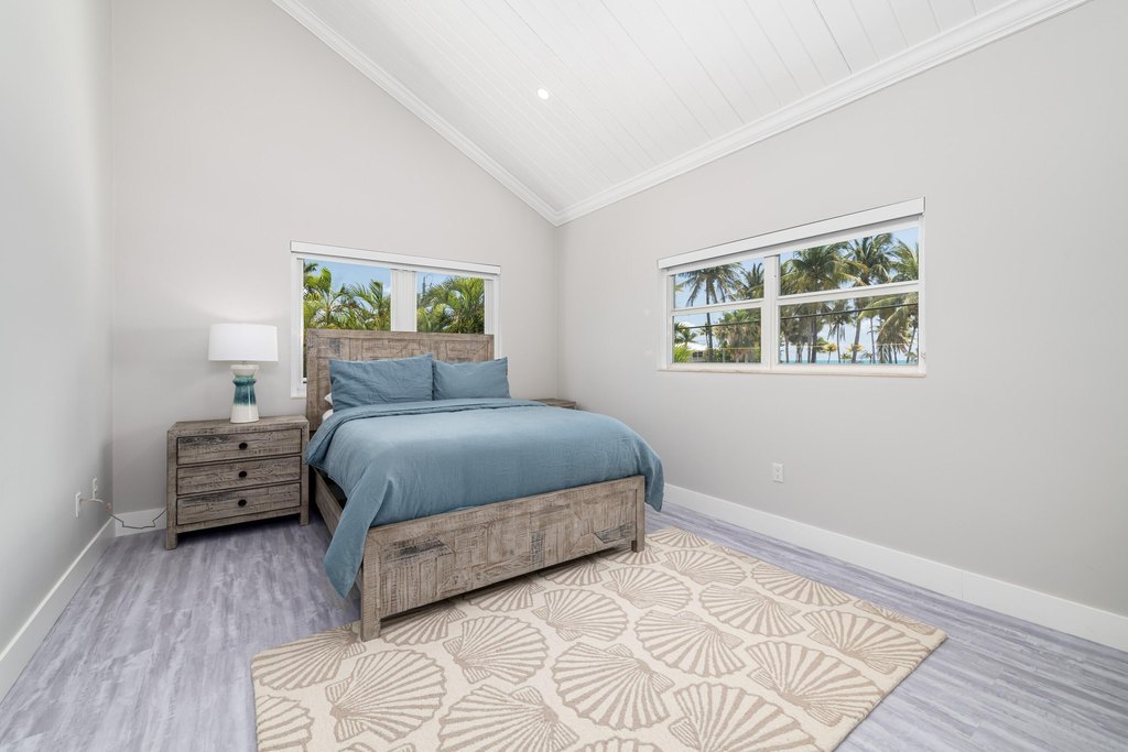 Duck, Florida, 33050, United States, 3 Bedrooms Bedrooms, ,3 BathroomsBathrooms,Residential,Forsale,1884612