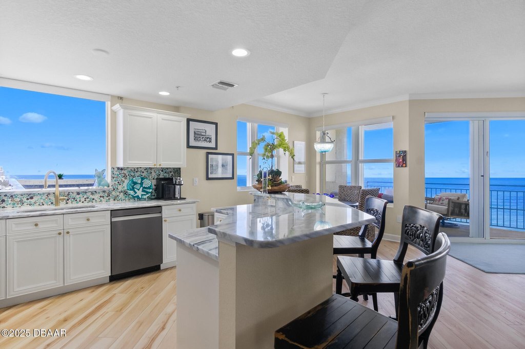 Daytona Beach, Florida, 32118, United States, 3 Bedrooms Bedrooms, ,3 BathroomsBathrooms,Residential,Forsale,1919154