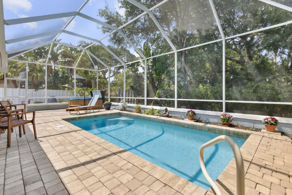St Augustine, Florida, 32080, United States, 4 Bedrooms Bedrooms, ,2 BathroomsBathrooms,Residential,Forsale,1914442