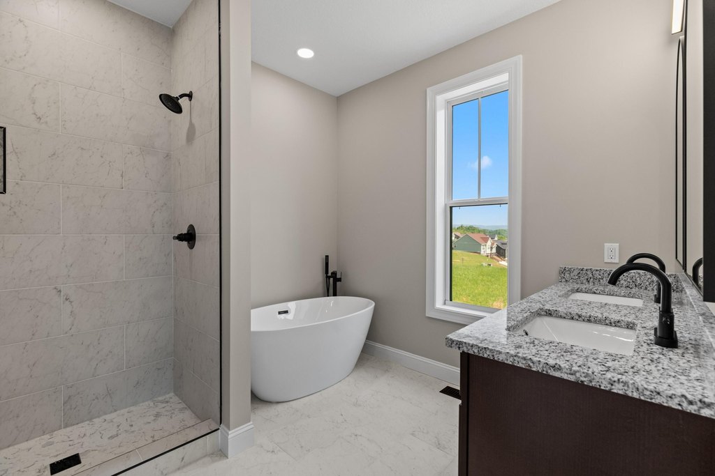Morristown, Tennessee, 37814, United States, 4 Bedrooms Bedrooms, ,2.5 BathroomsBathrooms,Residential,Forsale,1884052
