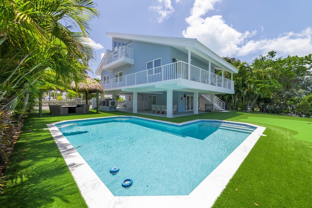Duck, Florida, 33050, United States, 3 Bedrooms Bedrooms, ,3 BathroomsBathrooms,Residential,Forsale,1884612