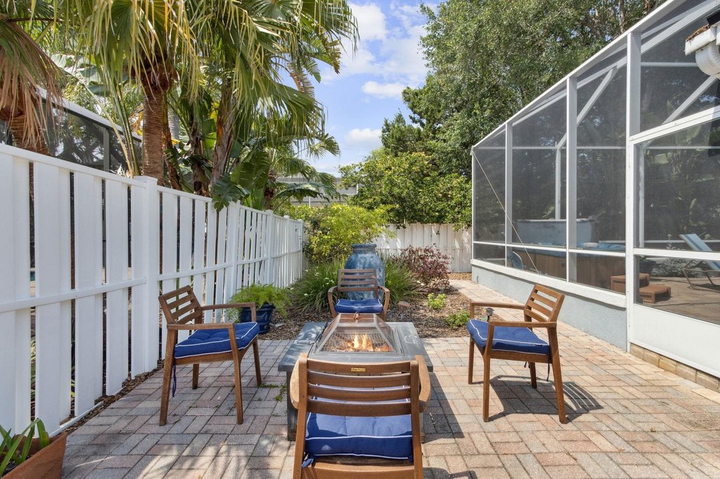 St Augustine, Florida, 32080, United States, 4 Bedrooms Bedrooms, ,2 BathroomsBathrooms,Residential,Forsale,1914442