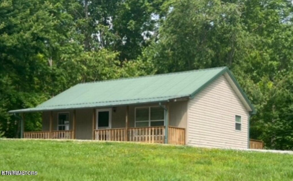 Crossville, Tennessee, 38571, United States, ,Residential,Forsale,1907881