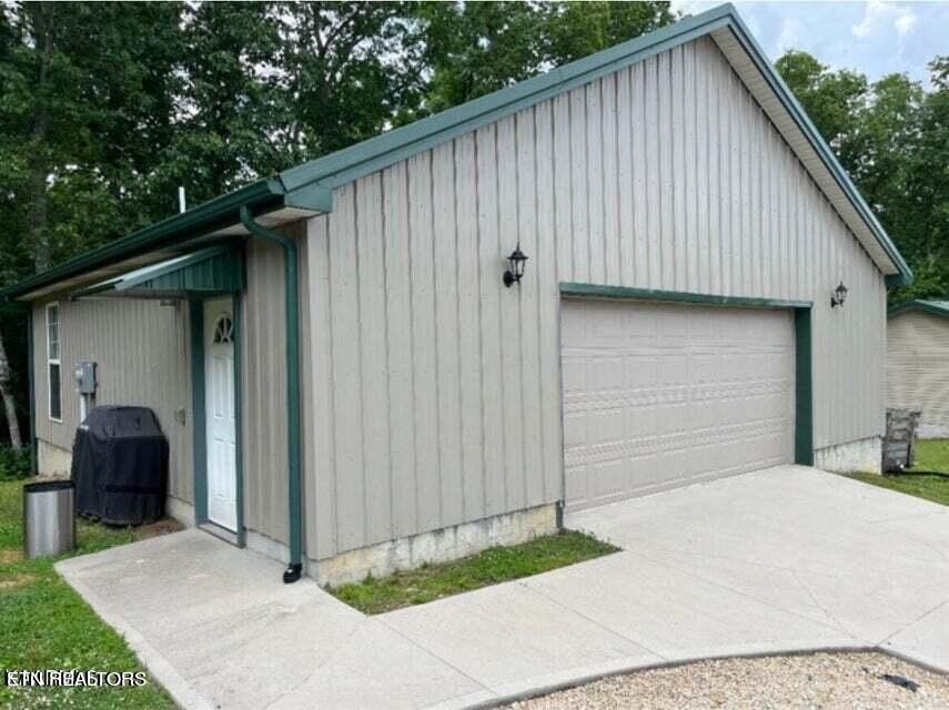 Crossville, Tennessee, 38571, United States, ,Residential,Forsale,1907881