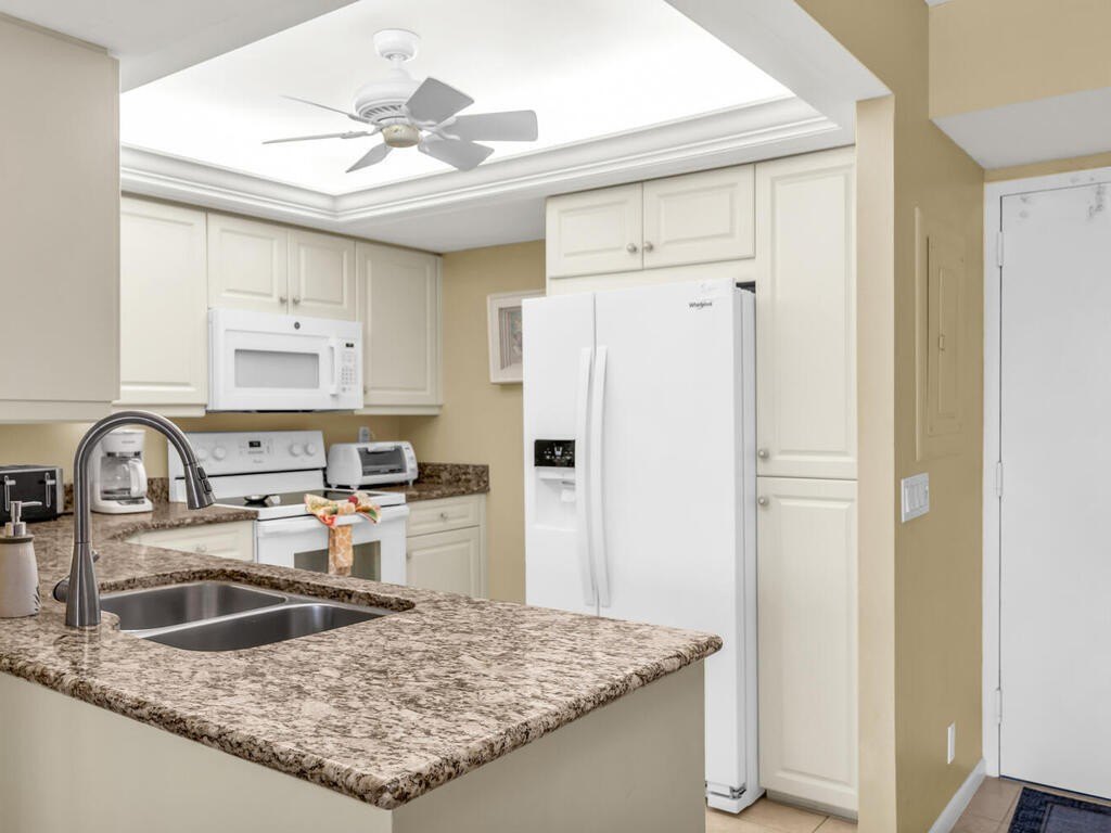 Marco Island, Florida, 34145, United States, 2 Bedrooms Bedrooms, ,2 BathroomsBathrooms,Residential,Forsale,1994992