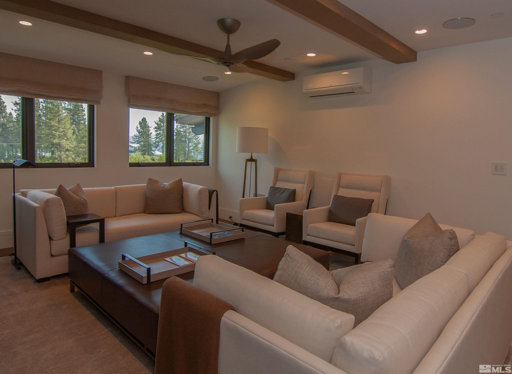 Stateline, Nevada, 89449, United States, 5 Bedrooms Bedrooms, ,5.5 BathroomsBathrooms,Residential,Forsale,1933926