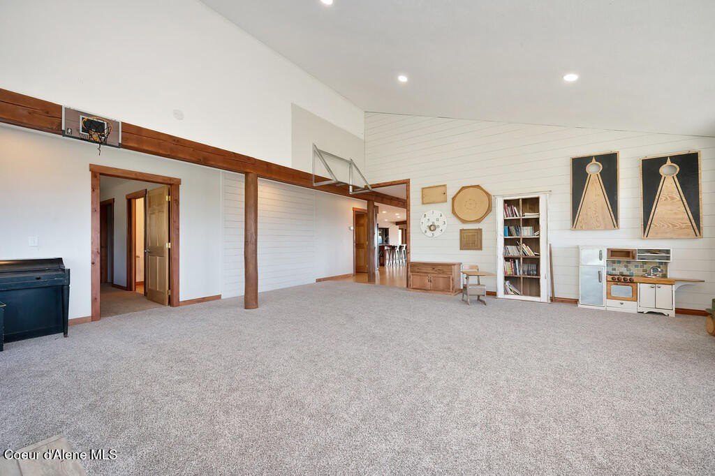 Priest River, Idaho, 83856, United States, 5 Bedrooms Bedrooms, ,4 BathroomsBathrooms,Residential,Forsale,1913913