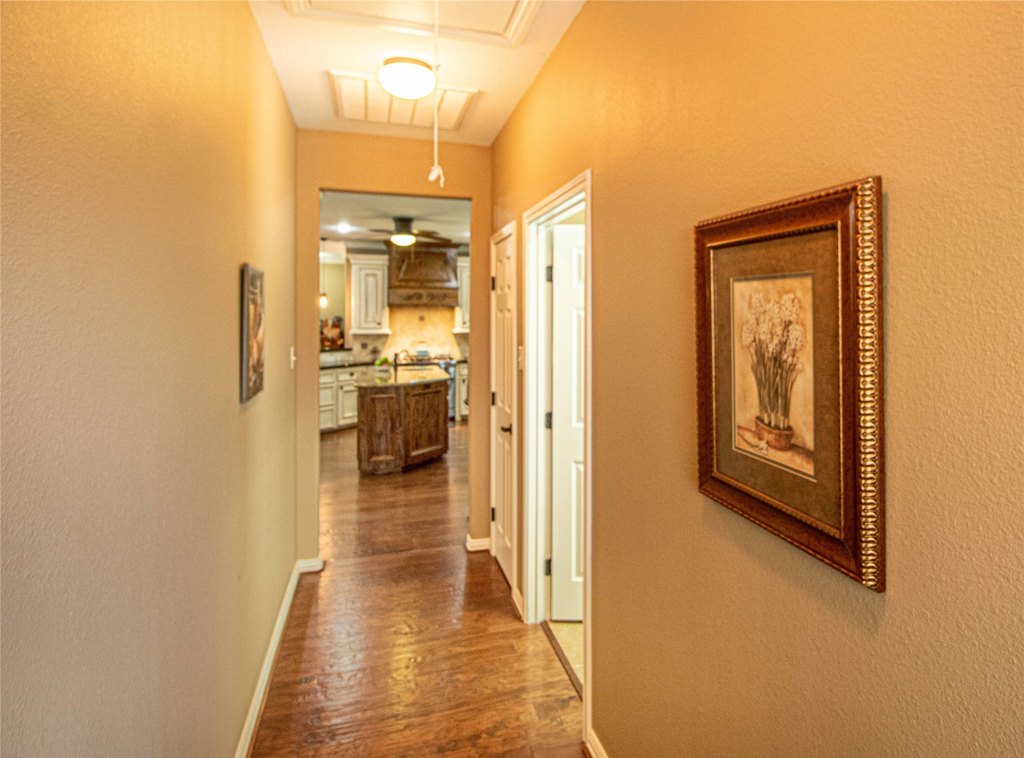 Livingston, Texas, 77351, United States, 3 Bedrooms Bedrooms, ,2.5 BathroomsBathrooms,Residential,Forsale,1953110