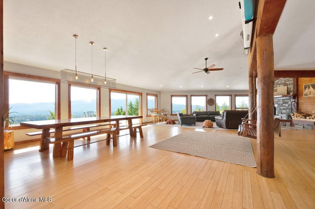 Priest River, Idaho, 83856, United States, 5 Bedrooms Bedrooms, ,4 BathroomsBathrooms,Residential,Forsale,1913913