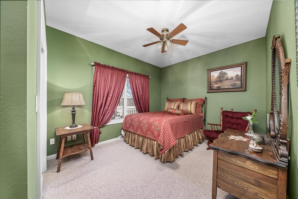 Byrdstown, Tennessee, 38549, United States, 3 Bedrooms Bedrooms, ,3 BathroomsBathrooms,Residential,Forsale,1886007