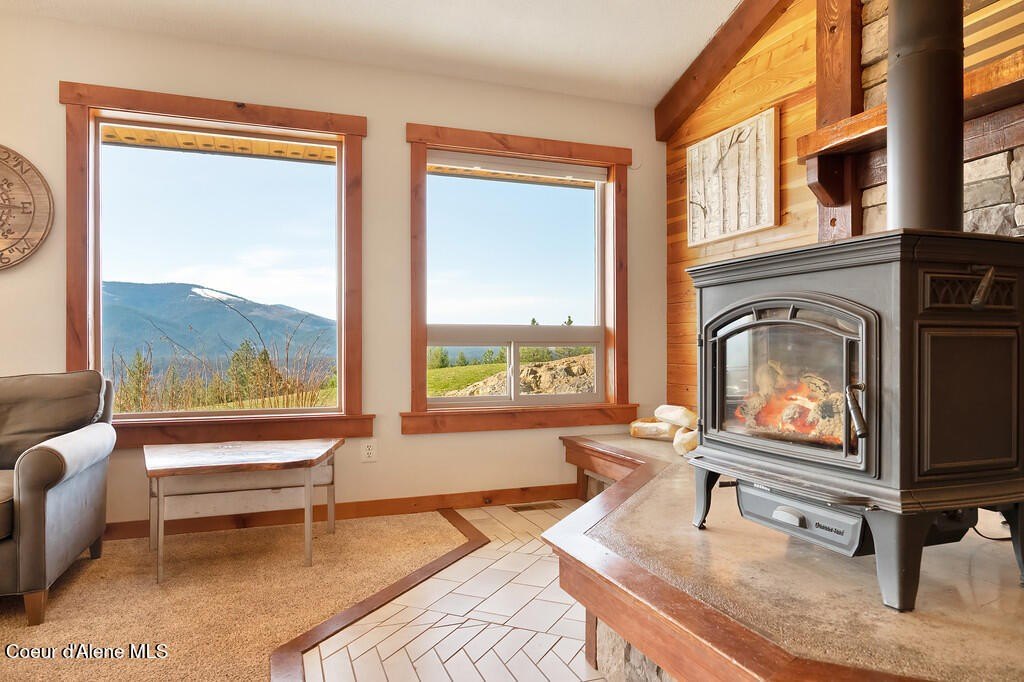 Priest River, Idaho, 83856, United States, 5 Bedrooms Bedrooms, ,4 BathroomsBathrooms,Residential,Forsale,1913913