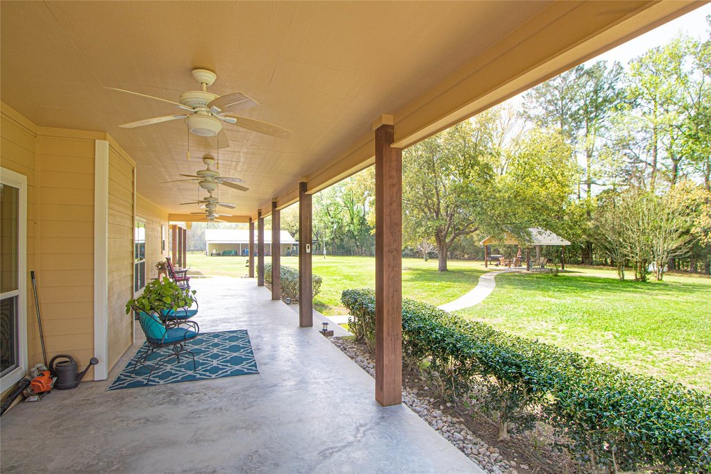 Livingston, Texas, 77351, United States, 3 Bedrooms Bedrooms, ,2.5 BathroomsBathrooms,Residential,Forsale,1953110