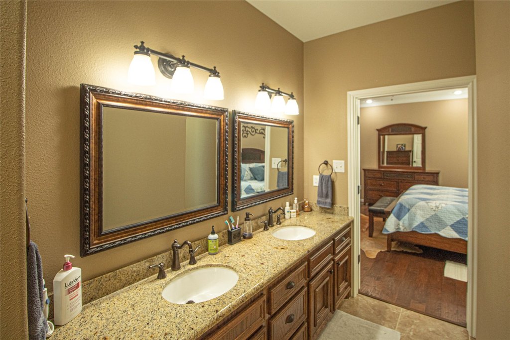 Livingston, Texas, 77351, United States, 3 Bedrooms Bedrooms, ,2.5 BathroomsBathrooms,Residential,Forsale,1953110