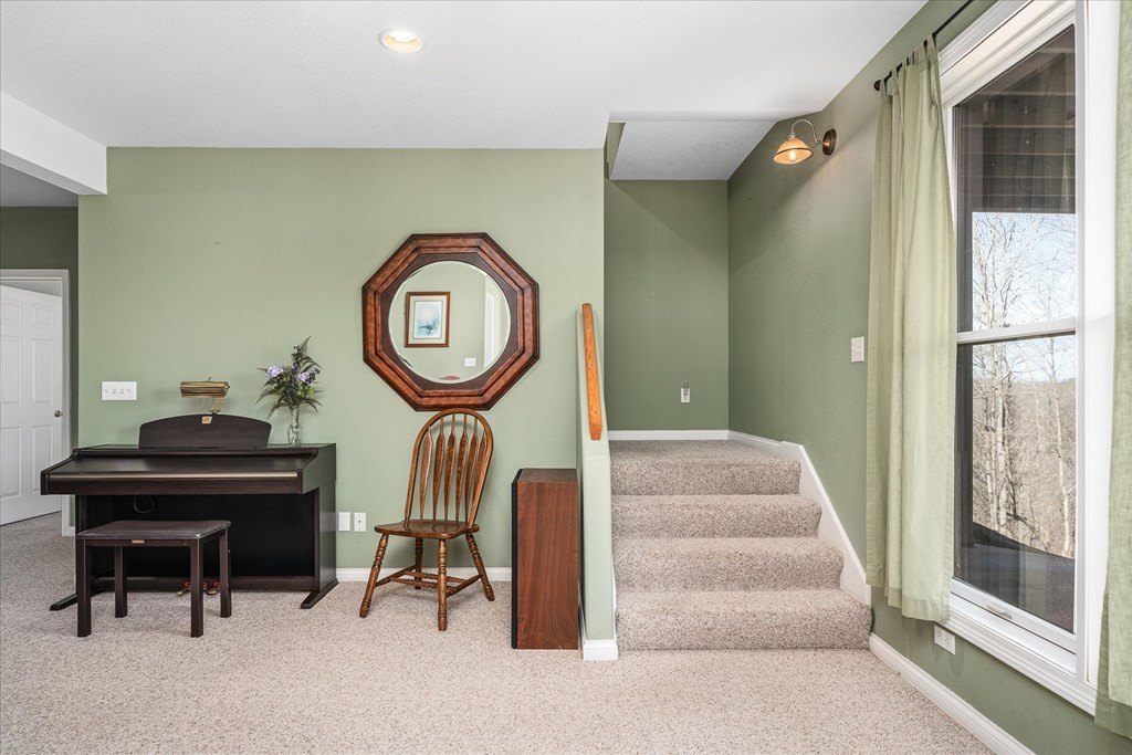 Byrdstown, Tennessee, 38549, United States, 3 Bedrooms Bedrooms, ,3 BathroomsBathrooms,Residential,Forsale,1886007