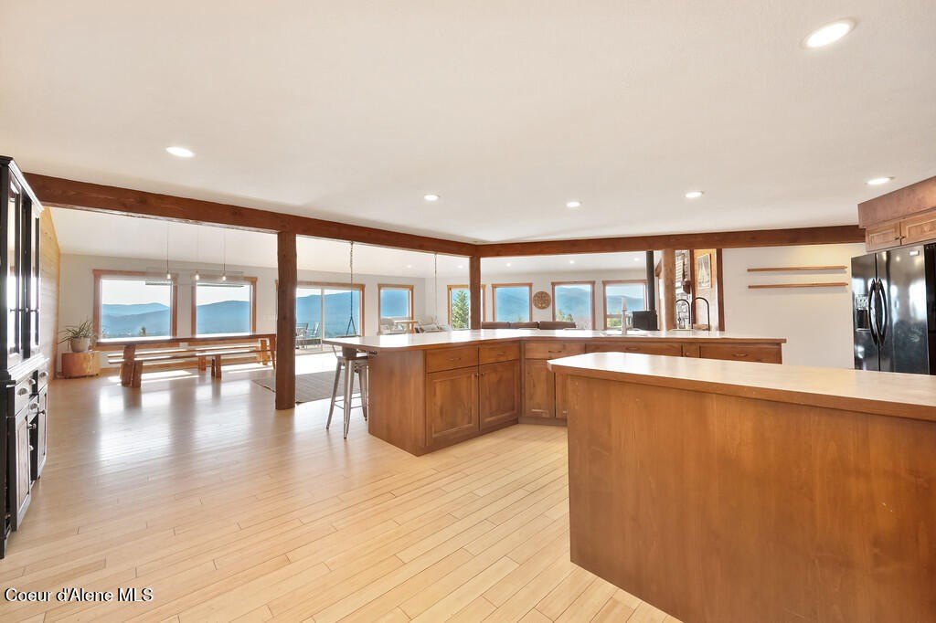 Priest River, Idaho, 83856, United States, 5 Bedrooms Bedrooms, ,4 BathroomsBathrooms,Residential,Forsale,1913913