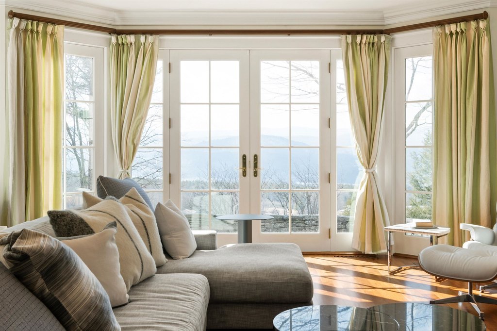 Randolph, Vermont, 05060, United States, 4 Bedrooms Bedrooms, ,6.5 BathroomsBathrooms,Residential,Forsale,1999509