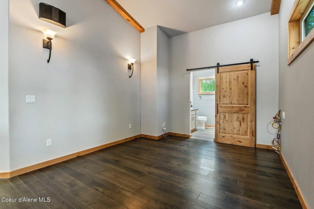 Sandpoint, Idaho, 83864, United States, 3 Bedrooms Bedrooms, ,2.5 BathroomsBathrooms,Residential,Forsale,1913847