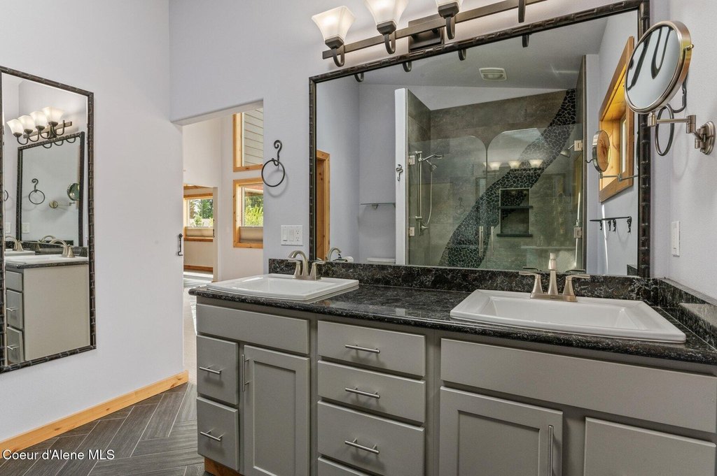 Sandpoint, Idaho, 83864, United States, 3 Bedrooms Bedrooms, ,2.5 BathroomsBathrooms,Residential,Forsale,1913847