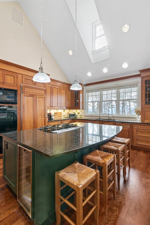 Randolph, Vermont, 05060, United States, 4 Bedrooms Bedrooms, ,6.5 BathroomsBathrooms,Residential,Forsale,1999509