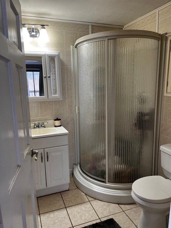 Stratham, New Hampshire, 03885, United States, 3 Bedrooms Bedrooms, ,2.5 BathroomsBathrooms,Residential,Forsale,1941254