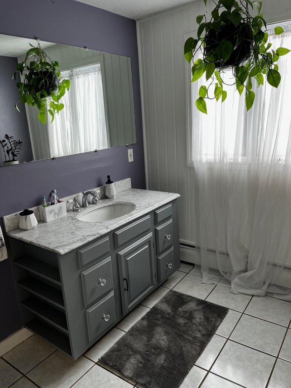 Stratham, New Hampshire, 03885, United States, 3 Bedrooms Bedrooms, ,2.5 BathroomsBathrooms,Residential,Forsale,1941254