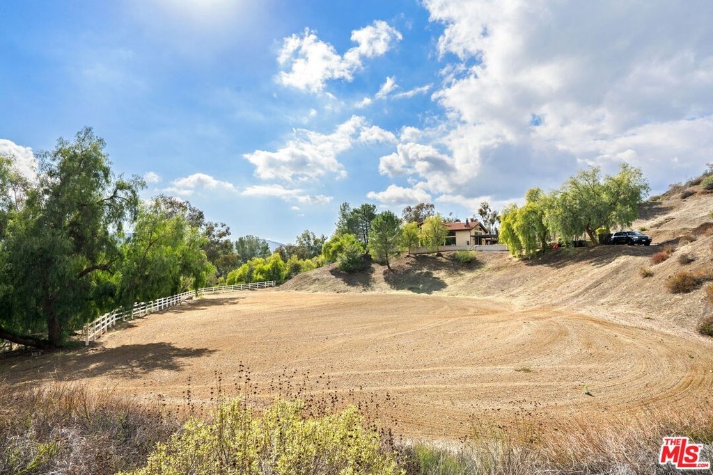 Calabasas, California, 91302, United States, 4 Bedrooms Bedrooms, ,2.5 BathroomsBathrooms,Residential,Forsale,1904929